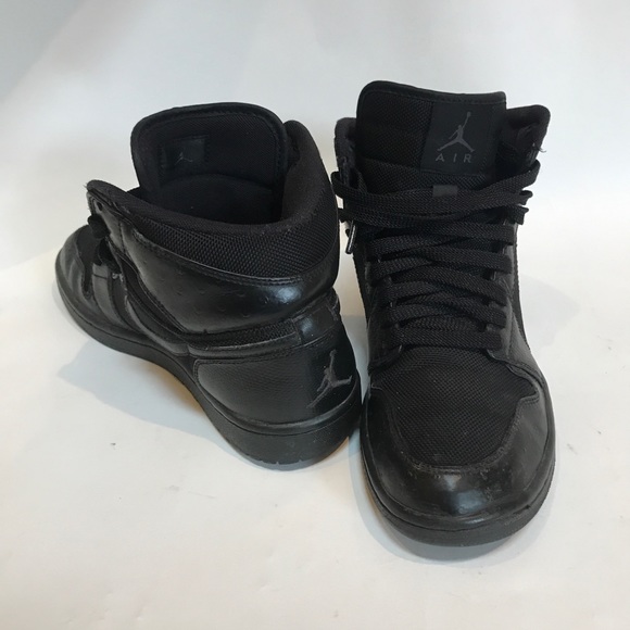 Air Jordan 1 - Picture 2 of 5